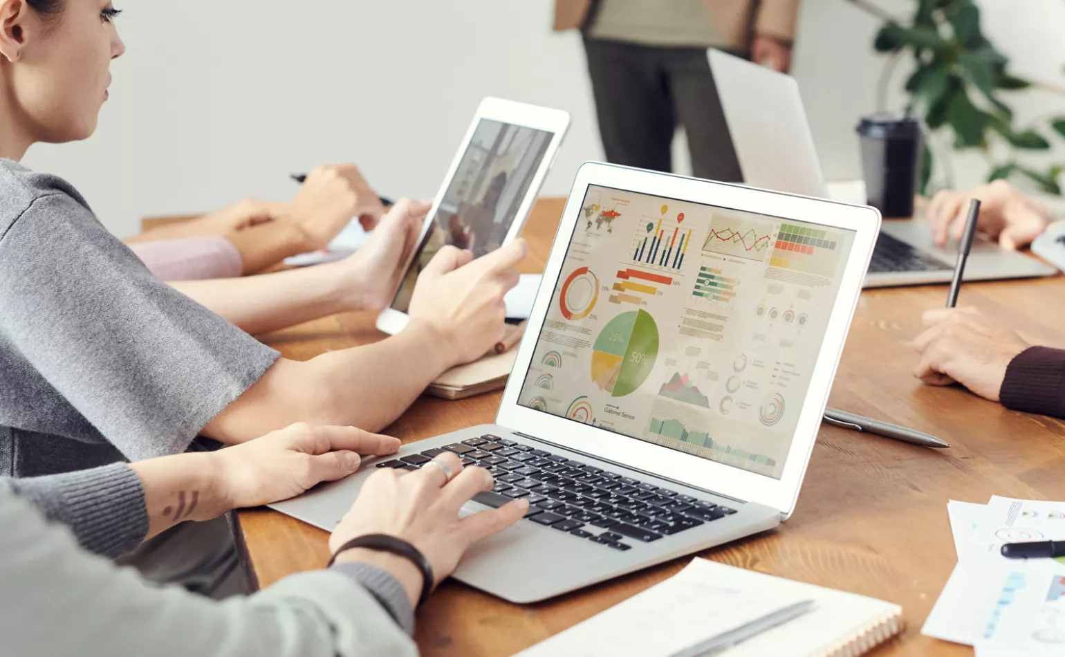 Organisation et pilotage agile Kanban pour l'intégration du marketing automation Oracle Eloqua et le suivi des leads sur le site de Sage